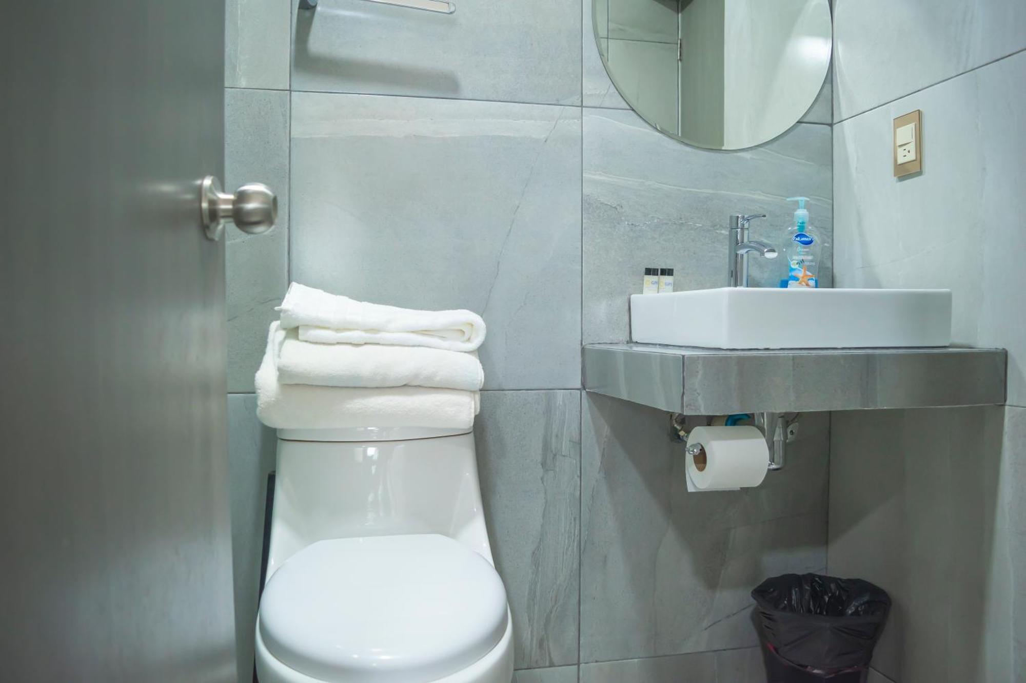 Condominio Con Una Bonita Vista Del Puerto Deportivo De G P S Rentas Mazatlán Exteriör bild