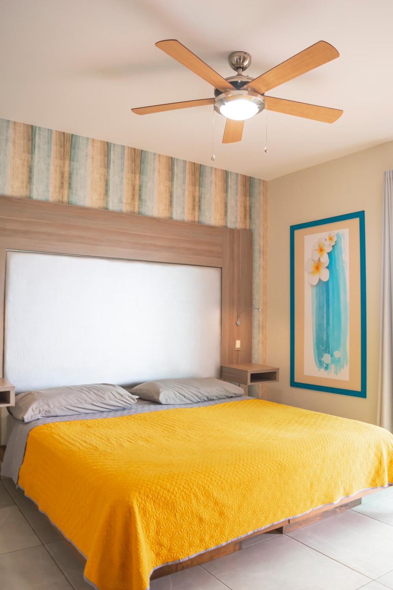 Condominio Con Una Bonita Vista Del Puerto Deportivo De G P S Rentas Mazatlán Exteriör bild